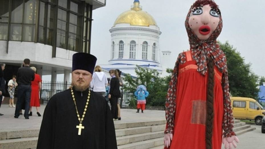 В Воронеже верующие и атеисты побеседуют за чашкой чая