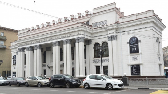 Актеры Воронежского драмтеатра покажут спектакли в Белгороде