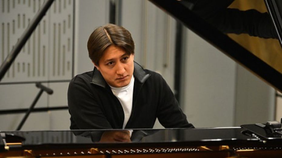 Британский пианист Фредерик Кемпф выступит с Воронежским молодежным оркестром