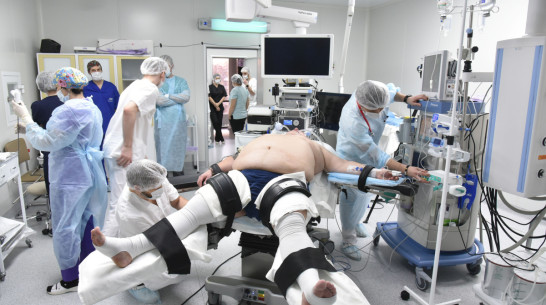 Тяжелая форма. Как и зачем в Воронеже оперируют людей с суперожирением 