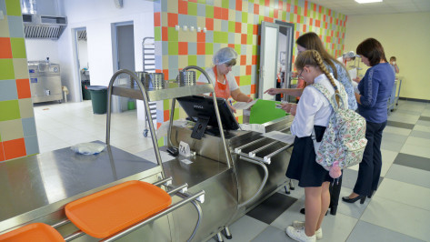 Все младшеклассники Воронежской области получат горячее питание с 1 сентября