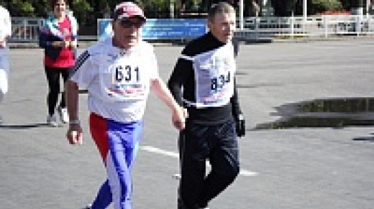 76-летний кантемировец пробежал дистанцию «Кросса наций»