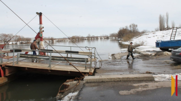 Из-за ледохода в Воронежской области закрыли два наплавных моста