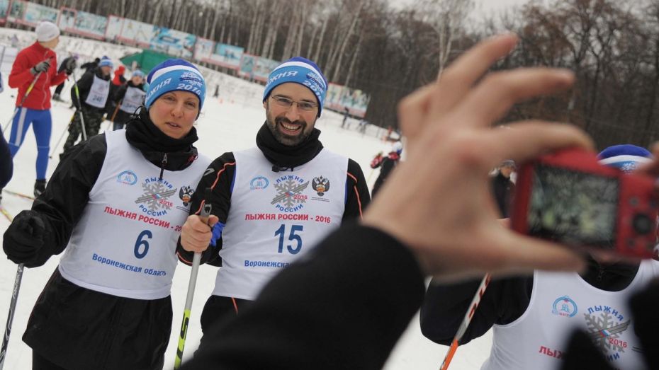  Иностранцы впервые вышли на воронежскую «Лыжню России»