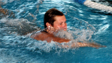 В Новохоперске прошли соревнования по плаванию среди педагогов
