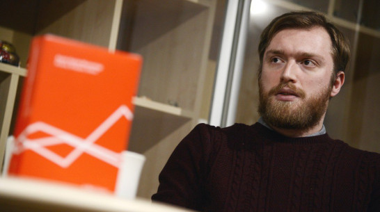 Художник Арсений Жиляев представил в Воронеже книгу об авангардной музеологии