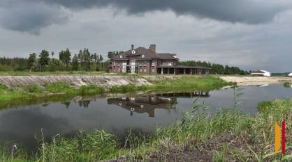 «Дело нужно довести до конца»: воронежский губернатор – о сносе скандального особняка на берегу Усманки