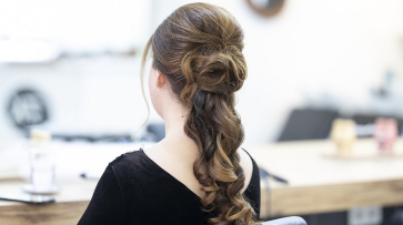 Из области прекрасного: как жительницы Воробьевки помогают женщинам становиться красивее