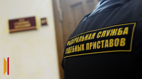 Прописался в недостроенном доме и ездил на чужом автомобиле: воронежец пытался уйти от алиментов