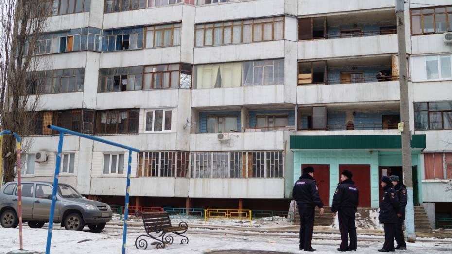 В Северном микрорайоне Воронежа женщина выпала из окна 14 этажа