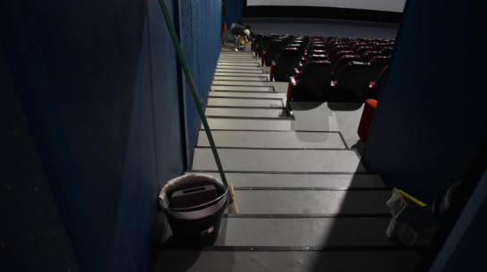 Воронежский кинотеатр перестанет продавать билеты посетителям без QR-кодов о прививках