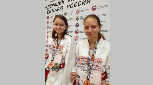 Бобровские каратистки завоевали 2 «бронзы» на всероссийских соревнованиях