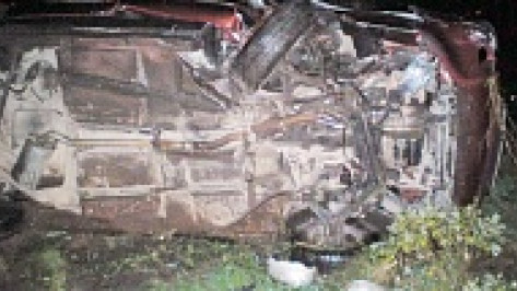 Под Воронежем Audi врезалась в Chevrolet: один водитель погиб, второй ранен