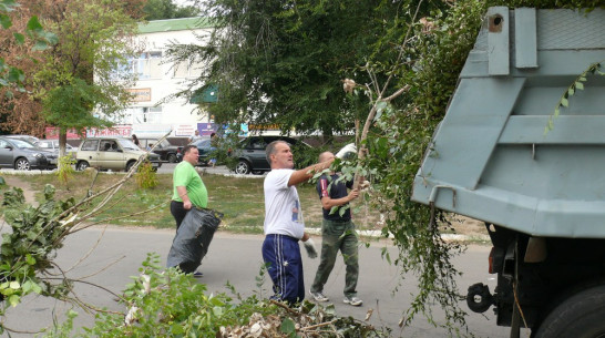 Верхнемамонцы приняли участие во Всероссийском экологическом субботнике «Зеленая Россия»