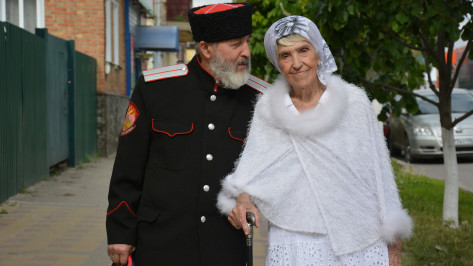 Случайная встреча и свадьба через 46 лет. Как житель Воронежской области пронес через всю жизнь любовь к разведчице