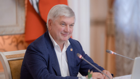 Воронежский губернатор оценил региональные проекты участников конкурса «Лидеры России»