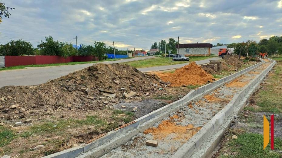 В хохольском селе Гремячье благоустроят тротуар