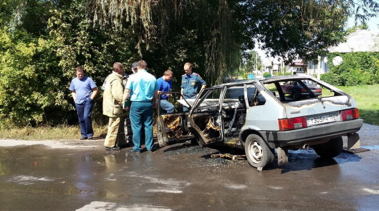 В Терновке из-за аномальной жары загорелся «ВАЗ»