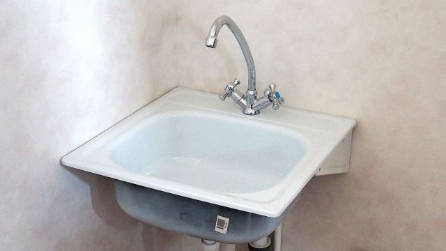 Воду отключат на 3 улицах в Советском районе Воронежа