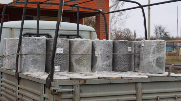 Грибановским волонтерам передали 70 рулонов спанбонда