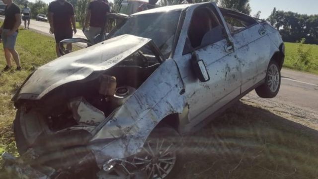 В Воронежской области водитель «Приоры» вылетел с трассы в кювет и погиб