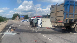 В ДТП под Воронежем погиб 38-летний водитель грузовика