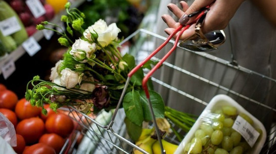 Минсельхоз предложил запретить ввоз конфет и цветов из ЕС