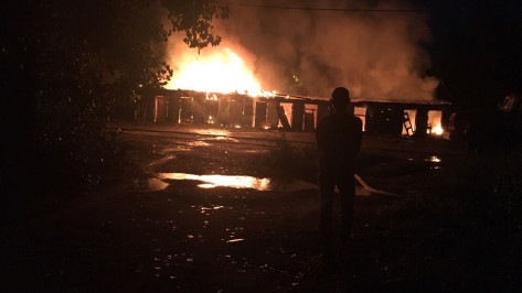 В Воронеже сгорели гаражи в Левобережном районе