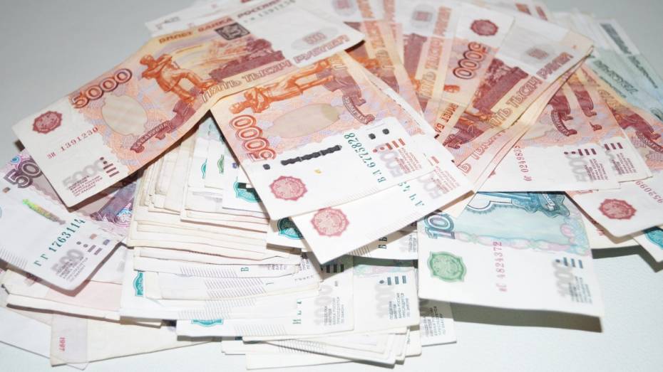 Главный кассир банка в Воронеже присвоила 850 тыс рублей из банкоматов