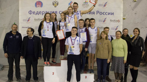 Воронежские юниоры завоевали 12 медалей на чемпионате ЦФО по скалолазанию
