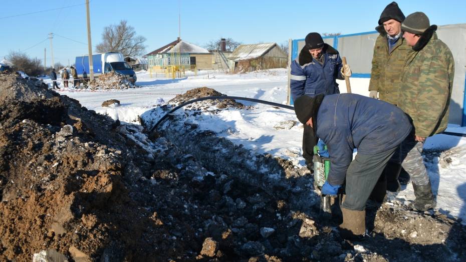 В нижнедевицком селе проложили новый водопровод