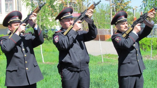 В Нижнедевицке перезахоронены останки 51 советского воина