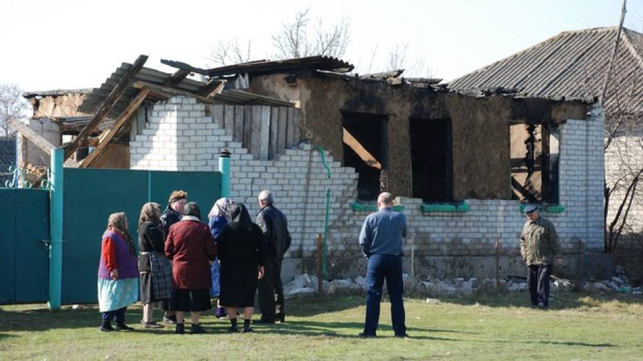 Под Воронежем из-за взрыва газа в жилом доме один человек погиб, еще один серьезно ранен 