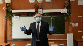 Олег Мосолов – о дистанционке в воронежских школах: «Не пойму, откуда слухи»