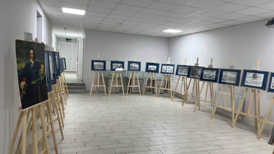 Выставка воронежского музея имени Крамского открылась в ЛНР