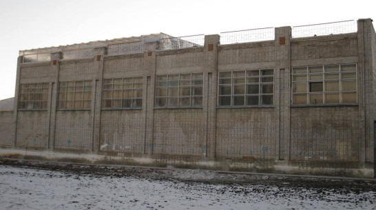 Спортзал в Семилукской школе отремонтируют за 2,5 млн рублей