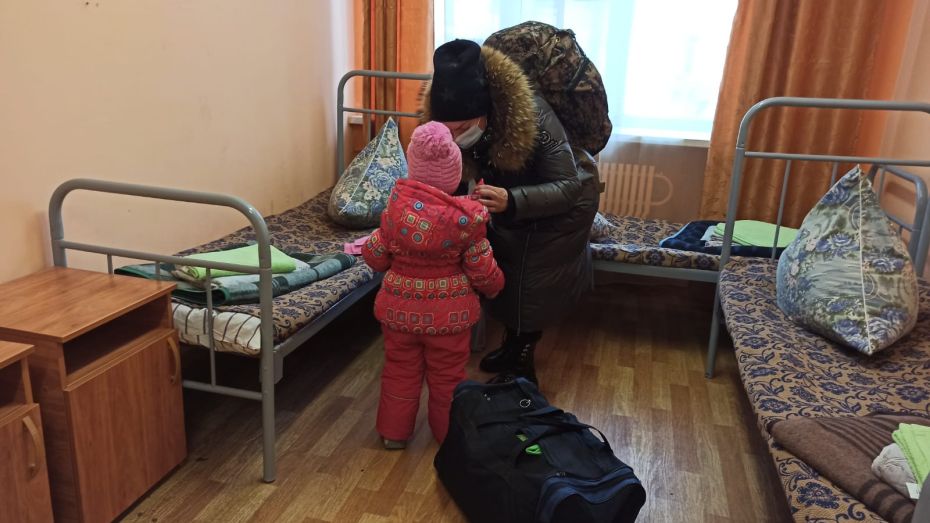 Воронежский вуз объявил благотворительный сбор вещей для беженцев