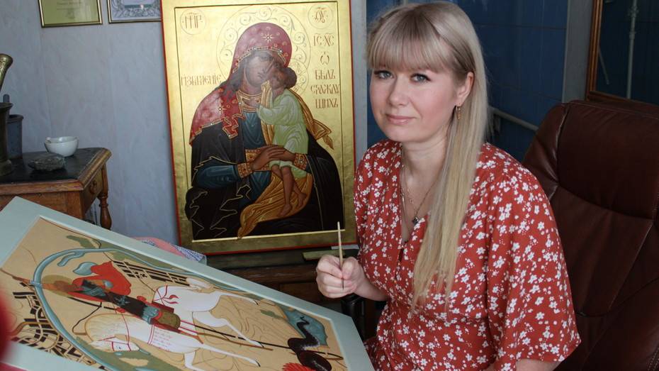 Жительница Верхнего Мамона напишет посвященную событиям ВОВ икону