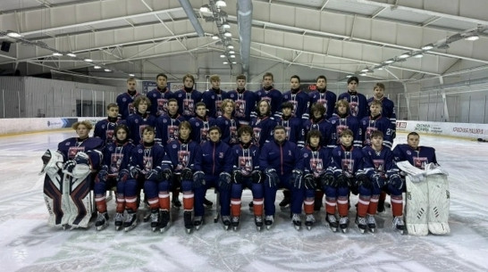 Бобровский хоккейный клуб «Деко Минералс» получил путевку в образовательный центр «Сириус»