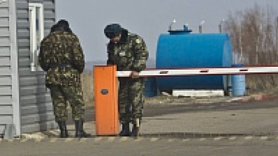 Киев попытался перебросить танки и бронетехнику на границу с Воронежской областью