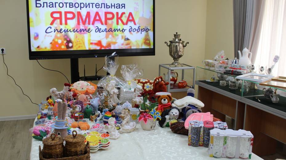 Жители Терновки собрали почти 70 тыс рублей на лечение больного раком подростка
