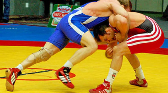 Богучарские борцы показали отличные результаты сразу в трех соревнованиях