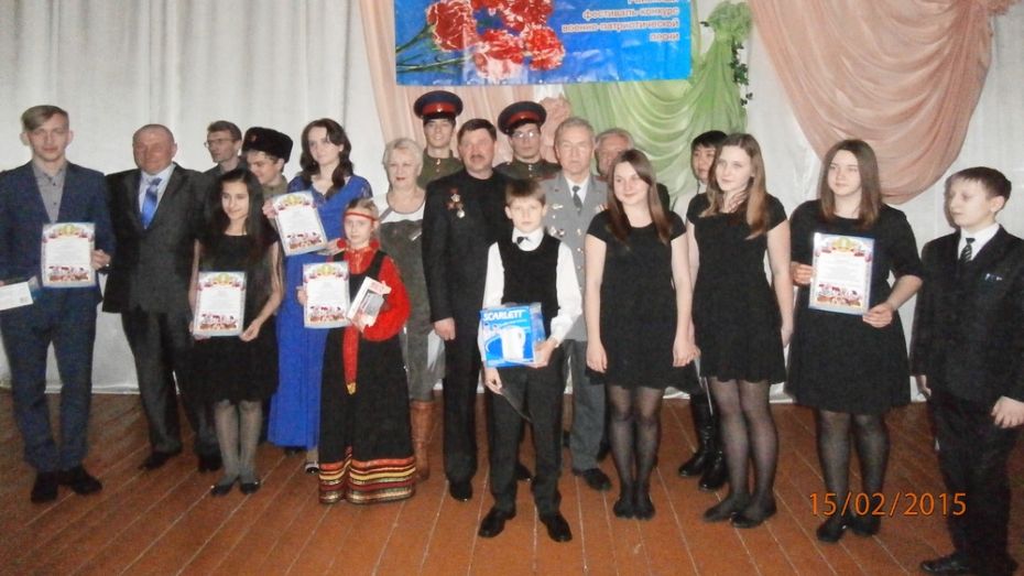 В семилукском селе прошел районный фестиваль патриотической песни  «Красная гвоздика»