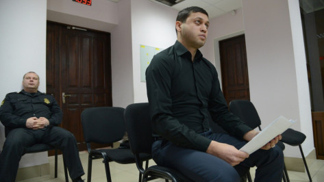 Участковый против начальства. Дело об избиении полицейского вернули в воронежский суд