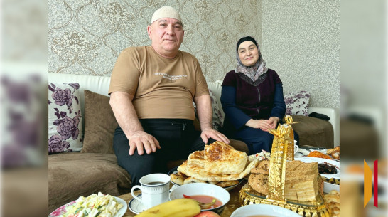 «Мы не беженцы, мы — часть российского народа». Как турки-месхетинцы обустроились в бутурлиновском селе