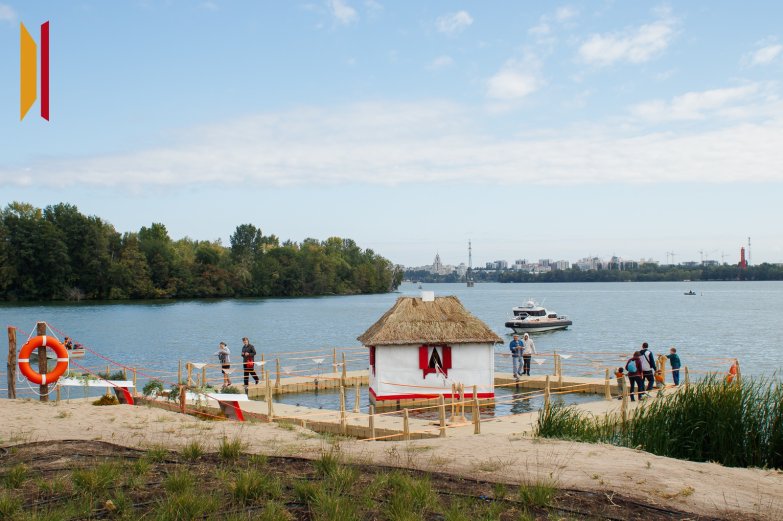 Плакучая изба