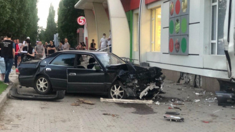 Число жертв ДТП с участковым на Ленинском проспекте Воронежа выросло до 2