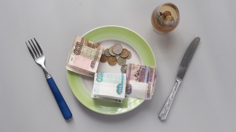 Средняя зарплата жителей Воронежской области выросла на 12,6% за полгода 