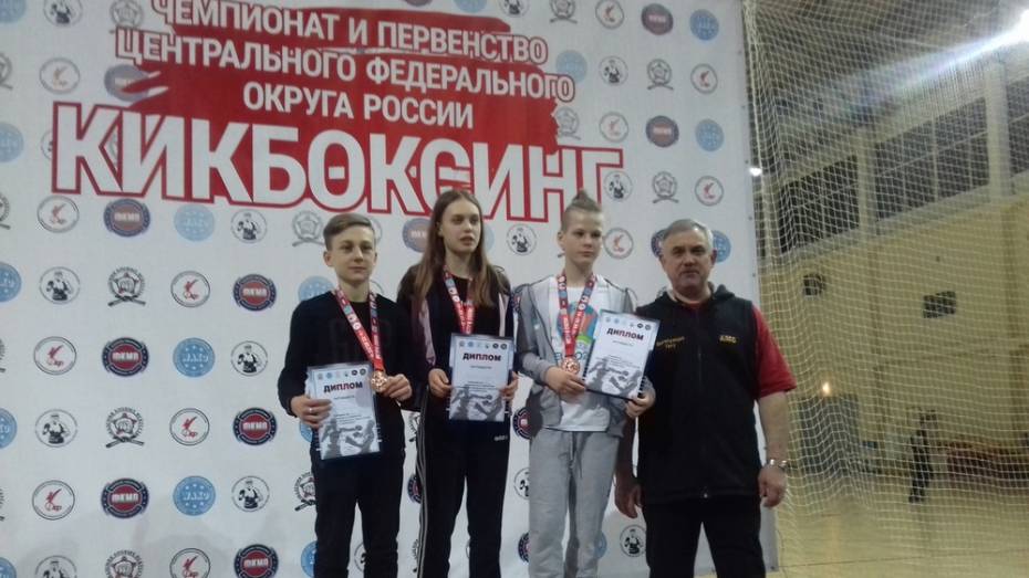 Борисоглебские кикбоксеры завоевали «серебро» и «бронзу» первенства ЦФО