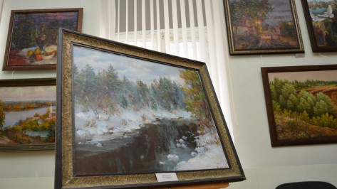 В Острогожском музее открылась выставка трех воронежских художников